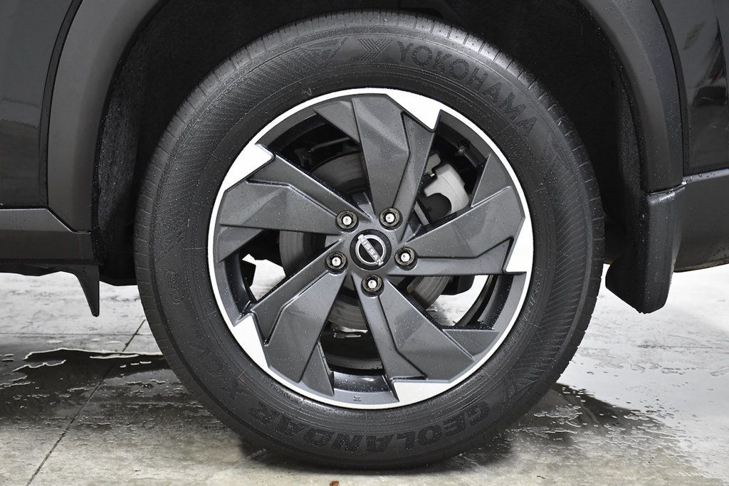 2024 Nissan Rogue FWD SV - 23090575 - 11