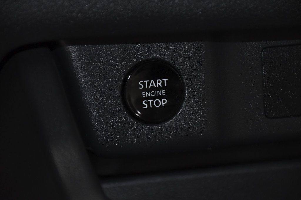 2024 Nissan Rogue FWD SV - 23090575 - 30