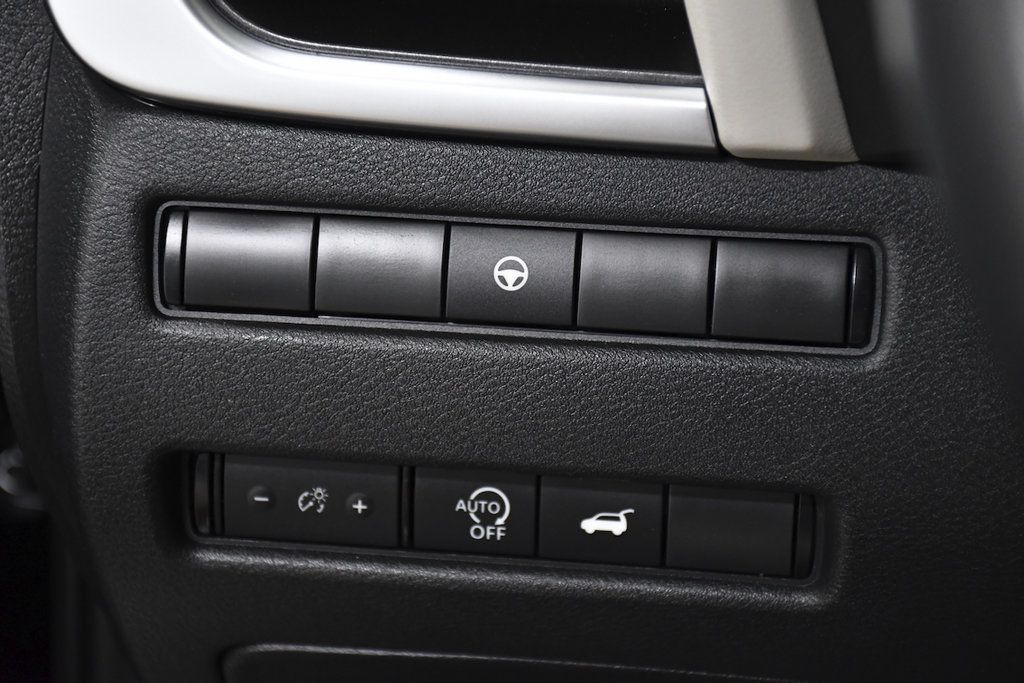 2024 Nissan Rogue FWD SV - 23090575 - 31
