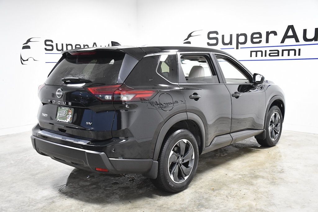 2024 Nissan Rogue FWD SV - 23090575 - 3