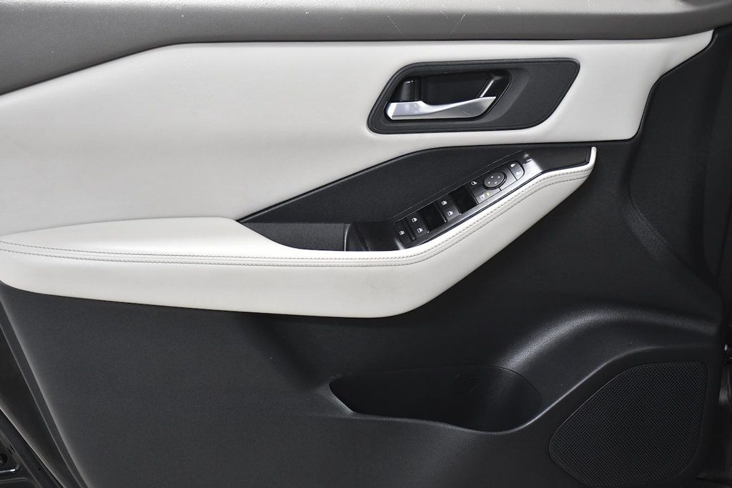 2024 Nissan Rogue FWD SV - 23090575 - 8