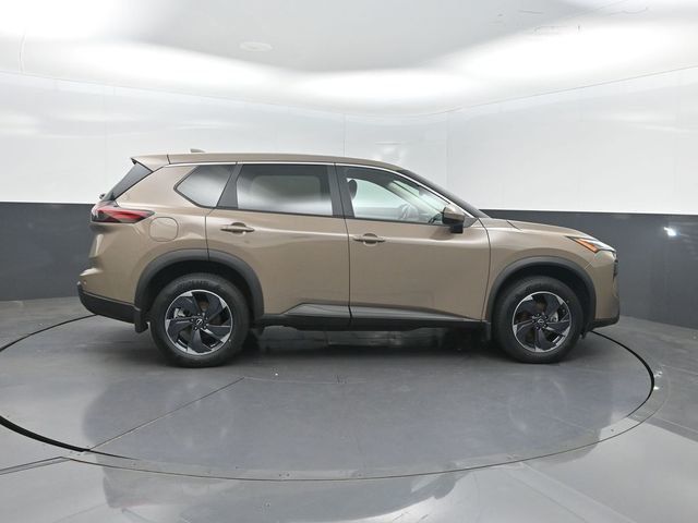 2024 Nissan Rogue FWD SV - 23039297 - 32