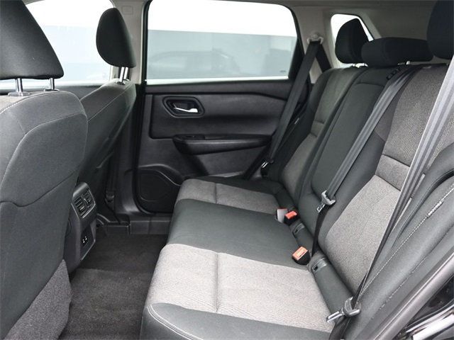 2024 Nissan Rogue FWD SV - 22924830 - 15