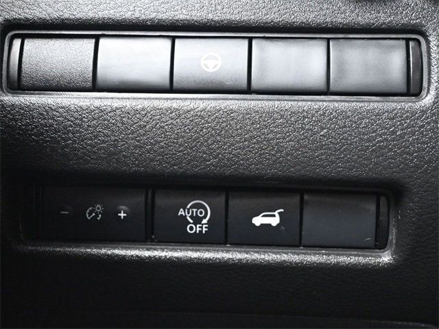 2024 Nissan Rogue FWD SV - 22924830 - 32