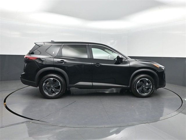 2024 Nissan Rogue FWD SV - 22924830 - 36