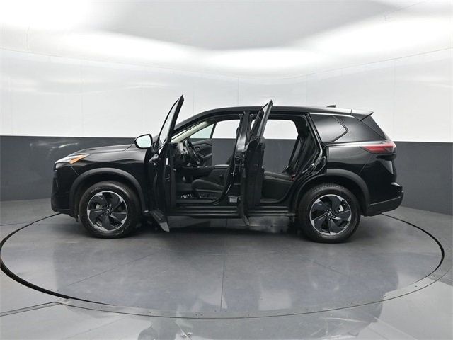 2024 Nissan Rogue FWD SV - 22924830 - 42