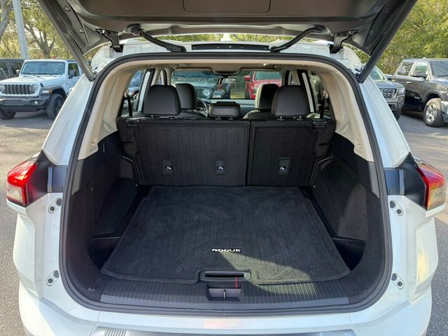 2024 Nissan Rogue FWD SV - 22970690 - 8