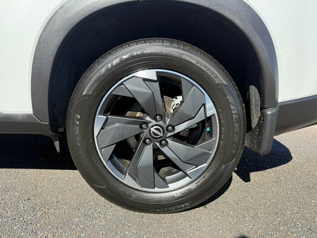 2024 Nissan Rogue FWD SV - 22971699 - 8