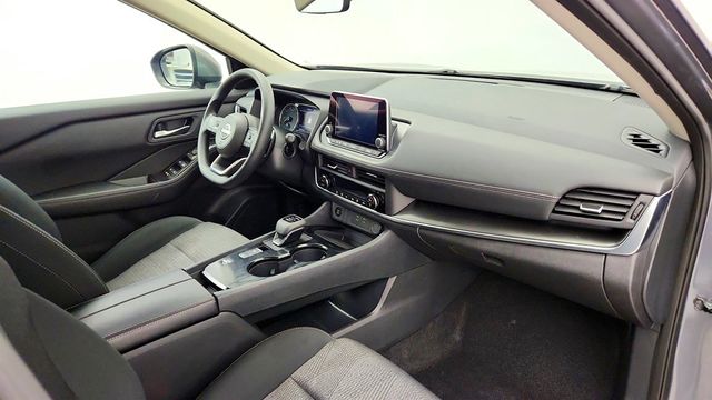 2024 Nissan Rogue FWD SV w/ Frameless Rearview Mirror & Universal Remote - 23036157 - 21