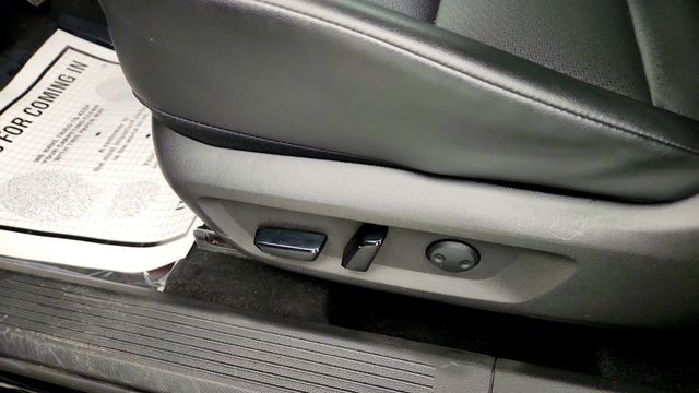 2024 Nissan Rogue FWD SV w/ Premium Package - 23100869 - 11