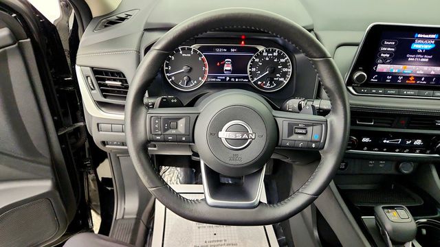 2024 Nissan Rogue FWD SV w/ Premium Package - 23100869 - 13