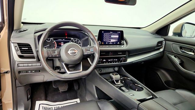 2024 Nissan Rogue SV FWD w/ Premium Pkg, Panoramic Moonroof & Heated Seats - 23088813 - 11