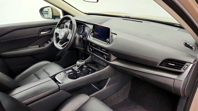 2024 Nissan Rogue SV FWD w/ Premium Pkg, Panoramic Moonroof & Heated Seats - 23088813 - 22