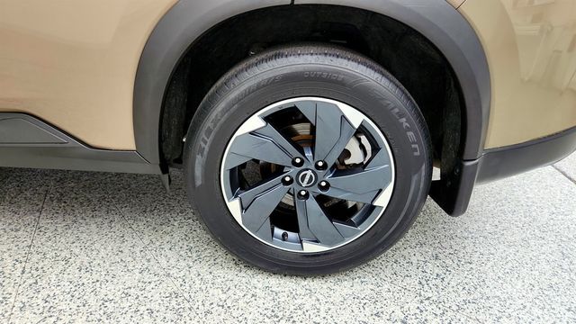 2024 Nissan Rogue SV w/ Premium Pkg - 23037042 - 8
