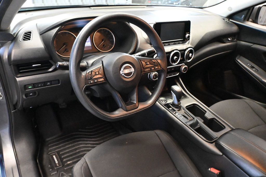 Nissan Sentra photo 9