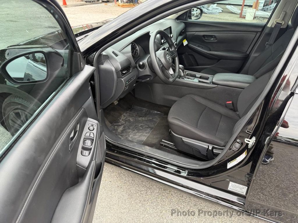 2024 Nissan Sentra S photo 8