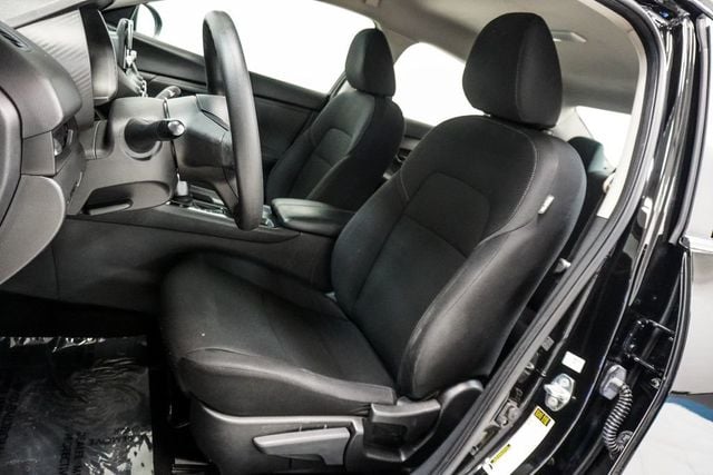 2024 Nissan Sentra S CVT's photo