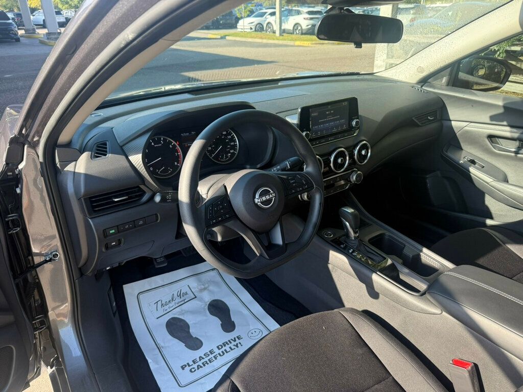 2024 Nissan Sentra S photo 3