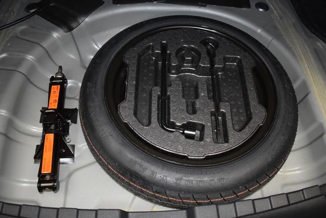 2024 Nissan Sentra SR CVT - 23016571 - 39