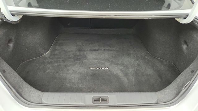 2024 Nissan Sentra SR CVT with 18'' Black Alloy Wheels - 22947400 - 20