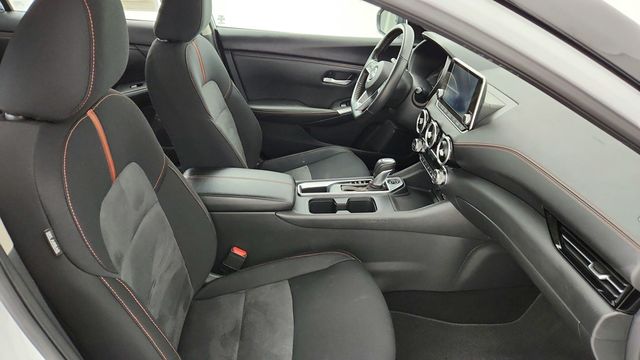 2024 Nissan Sentra SR CVT with 18'' Black Alloy Wheels - 22947400 - 22