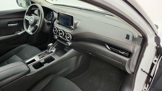 2024 Nissan Sentra SR CVT with 18'' Black Alloy Wheels - 22947400 - 23