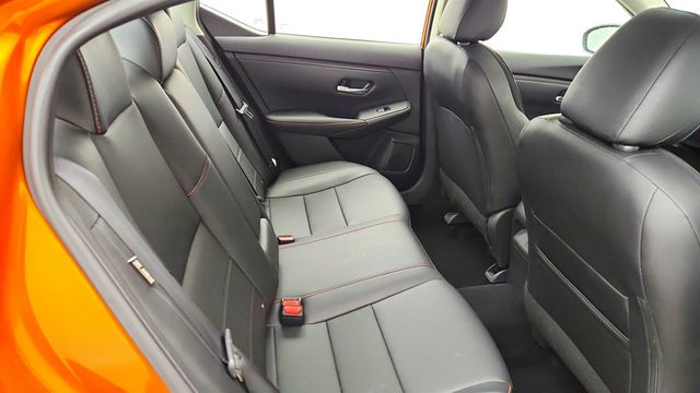 2024 Nissan Sentra SR CVT w/ Premium Package and 18'' Black Alloy - 23016524 - 22
