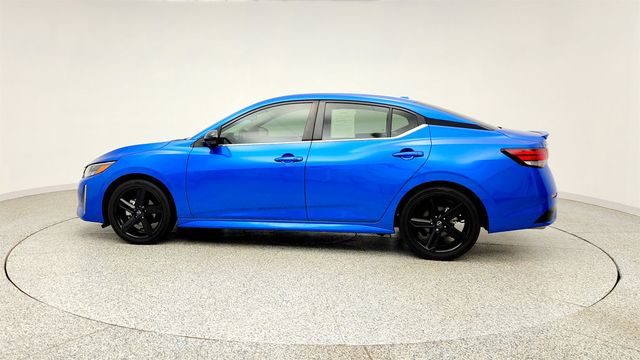 2024 Nissan Sentra SR CVT w/ Premium Pkg & 18'' Black Alloy Wheels - 23029293 - 7
