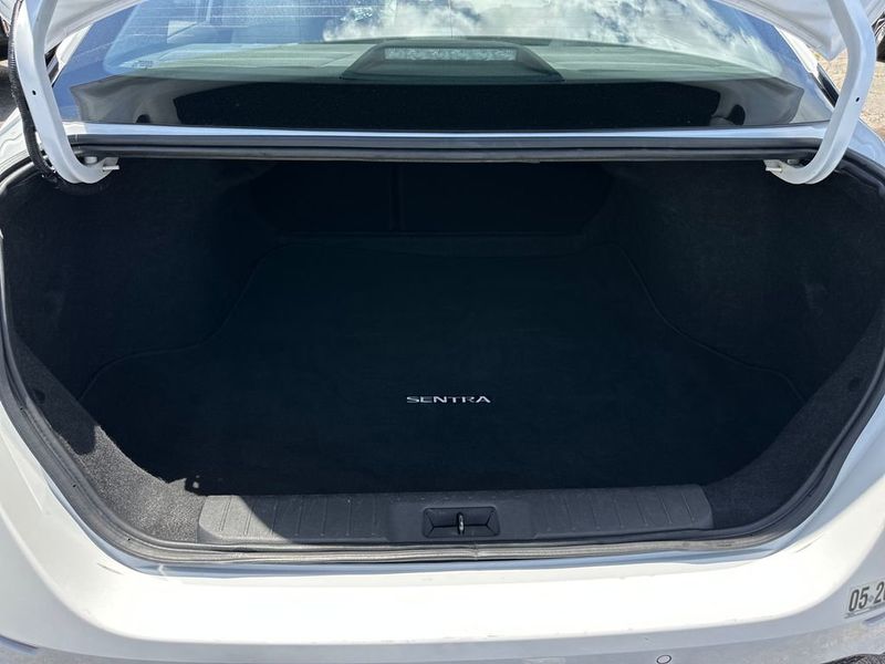 2024 Nissan Sentra SV CVT - 23019449 - 19