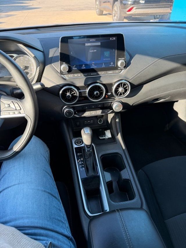 2024 Nissan Sentra SV CVT - 22984805 - 16