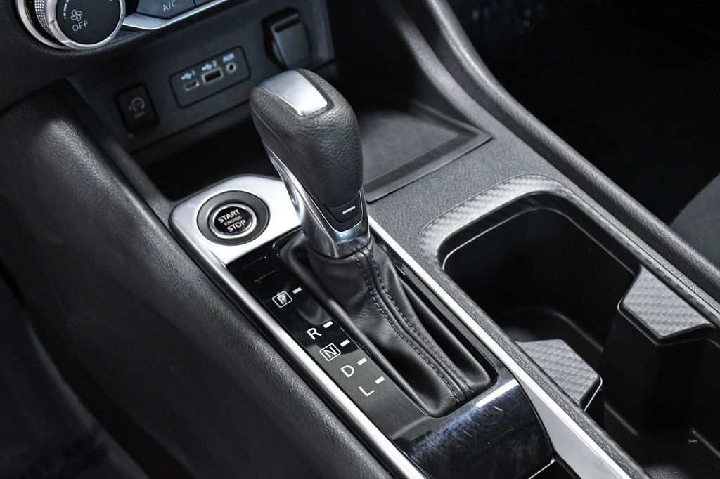 2024 Nissan Sentra SV CVT - 22950725 - 24