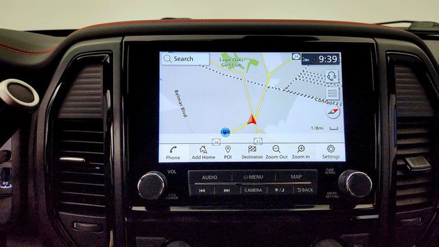 2024 Nissan Titan 4x4 Crew Cab PRO-4X w/ Convenience & Utility Pkgs - 23081743 - 17