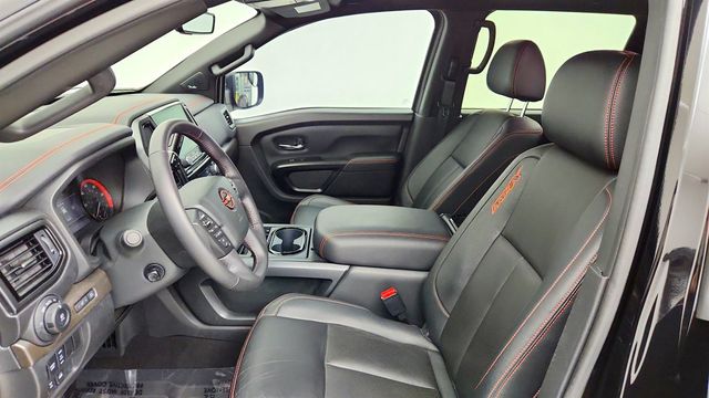 2024 Nissan Titan 4x4 Crew Cab PRO-4X w/ Convenience & Utility Pkgs - 23081743 - 18
