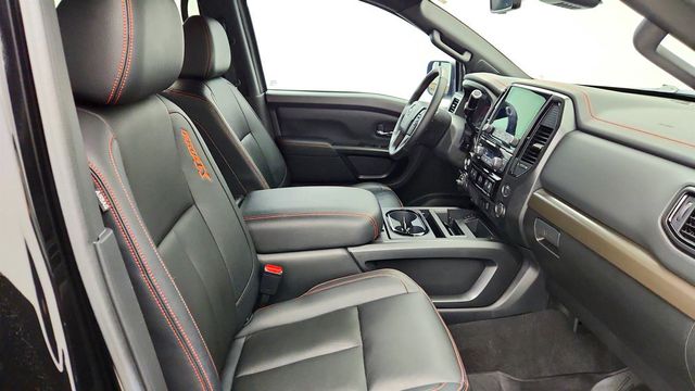 2024 Nissan Titan 4x4 Crew Cab PRO-4X w/ Convenience & Utility Pkgs - 23081743 - 22