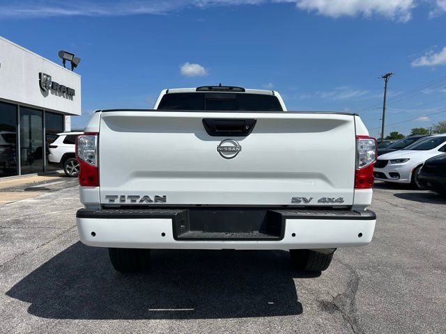 2024 Nissan Titan 4x4 Crew Cab SV - 23015552 - 6