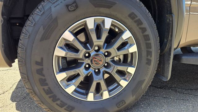 2024 Nissan Titan PRO-4X  - 23002068 - 9