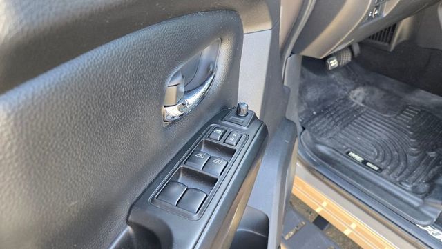 2024 Nissan Titan PRO-4X  - 23002068 - 12