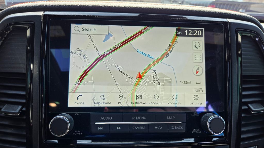 2024 Nissan Titan PRO-4X  - 23002068 - 17