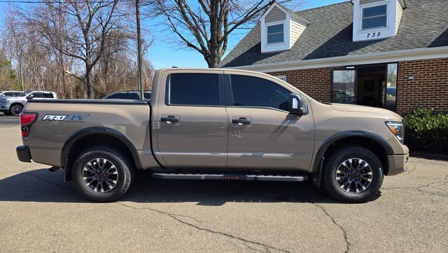 2024 Nissan Titan PRO-4X  - 23002068 - 1