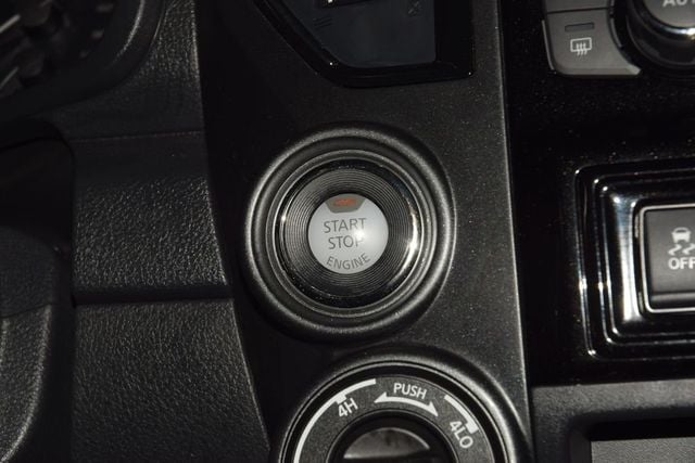 2024 Nissan Titan PRO-4X  - 23002068 - 33