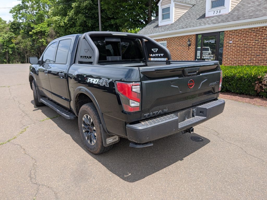 2024 Nissan Titan PRO-4X - 23034580 - 7