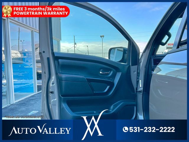 2024 Nissan Titan Crew Cab PRO-4X Pickup 4D 5 1/2 ft - 22961696 - 11