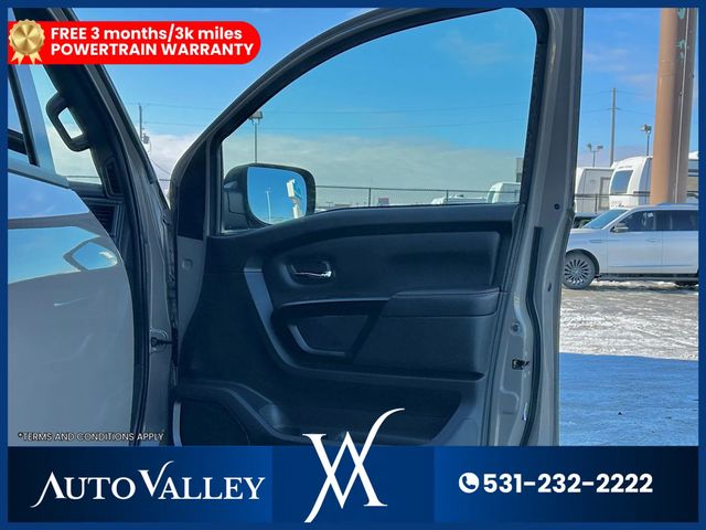 2024 Nissan Titan Crew Cab PRO-4X Pickup 4D 5 1/2 ft - 22961696 - 16