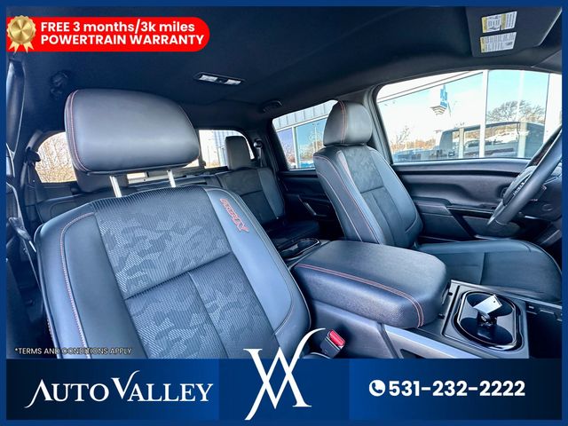 2024 Nissan Titan Crew Cab PRO-4X Pickup 4D 5 1/2 ft - 22961696 - 18