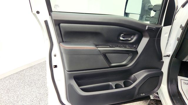2024 Nissan Titan XD 4x4 Crew Cab PRO-4X w/ Convenience & Premium Packages - 23019558 - 9