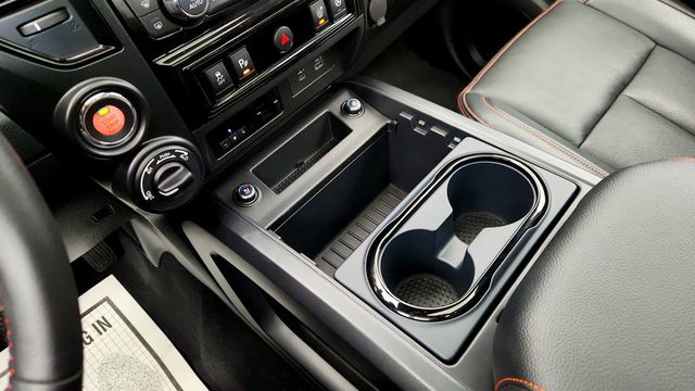 2024 Nissan Titan XD 4x4 Crew Cab PRO-4X w/ Convenience & Premium Packages - 23019558 - 15