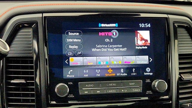 2024 Nissan Titan XD 4x4 Crew Cab PRO-4X w/ Convenience & Premium Packages - 23019558 - 17