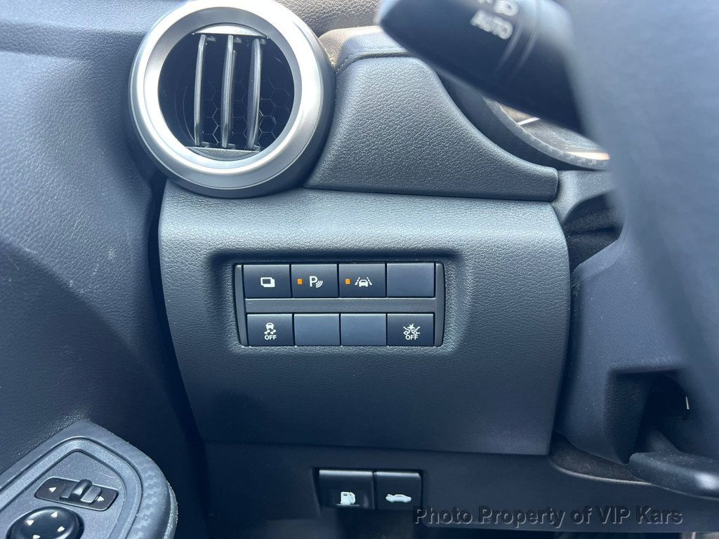 2024 Nissan Versa Sedan photo 10