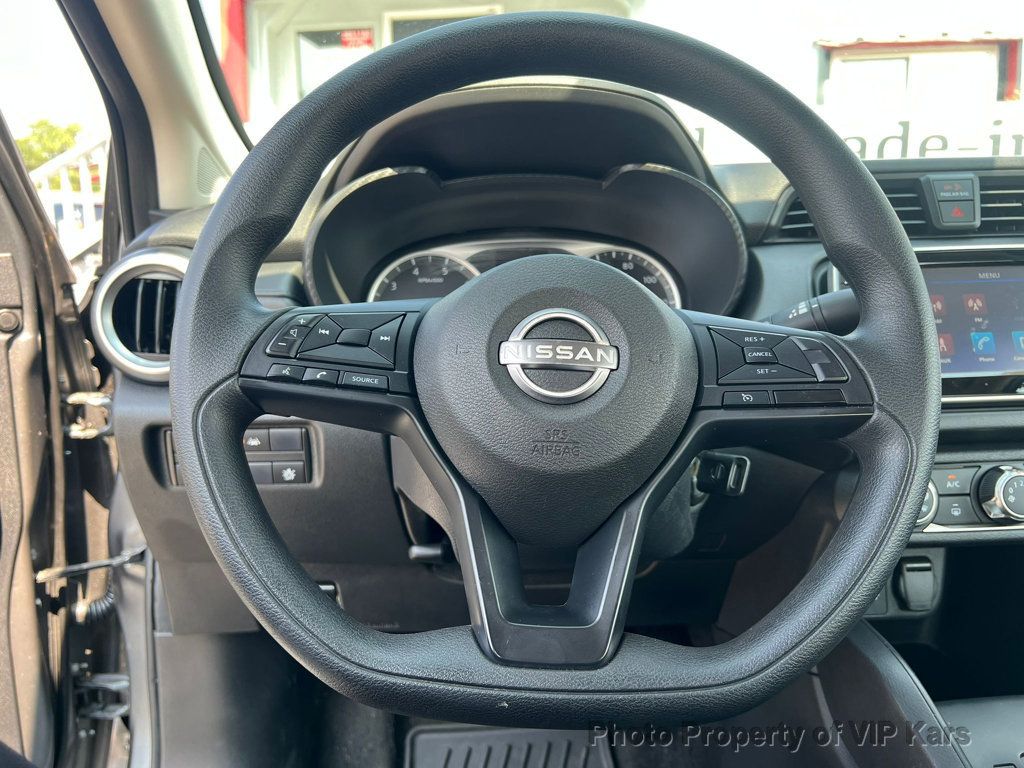 2024 Nissan Versa Sedan photo 17