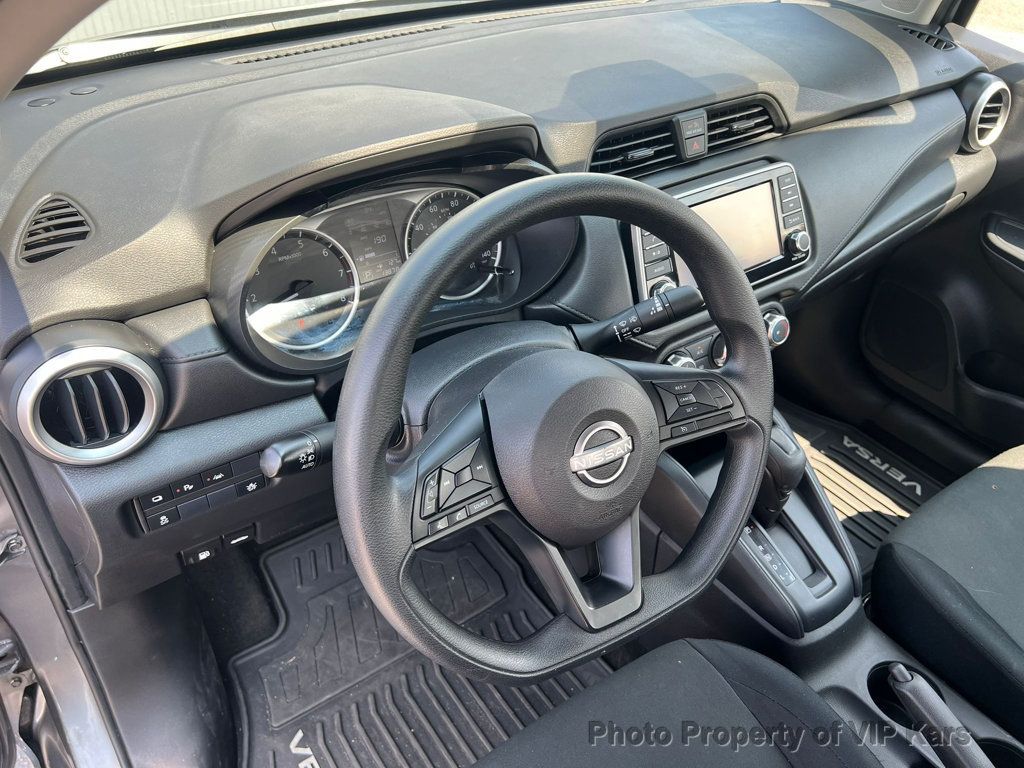 2024 Nissan Versa Sedan photo 18